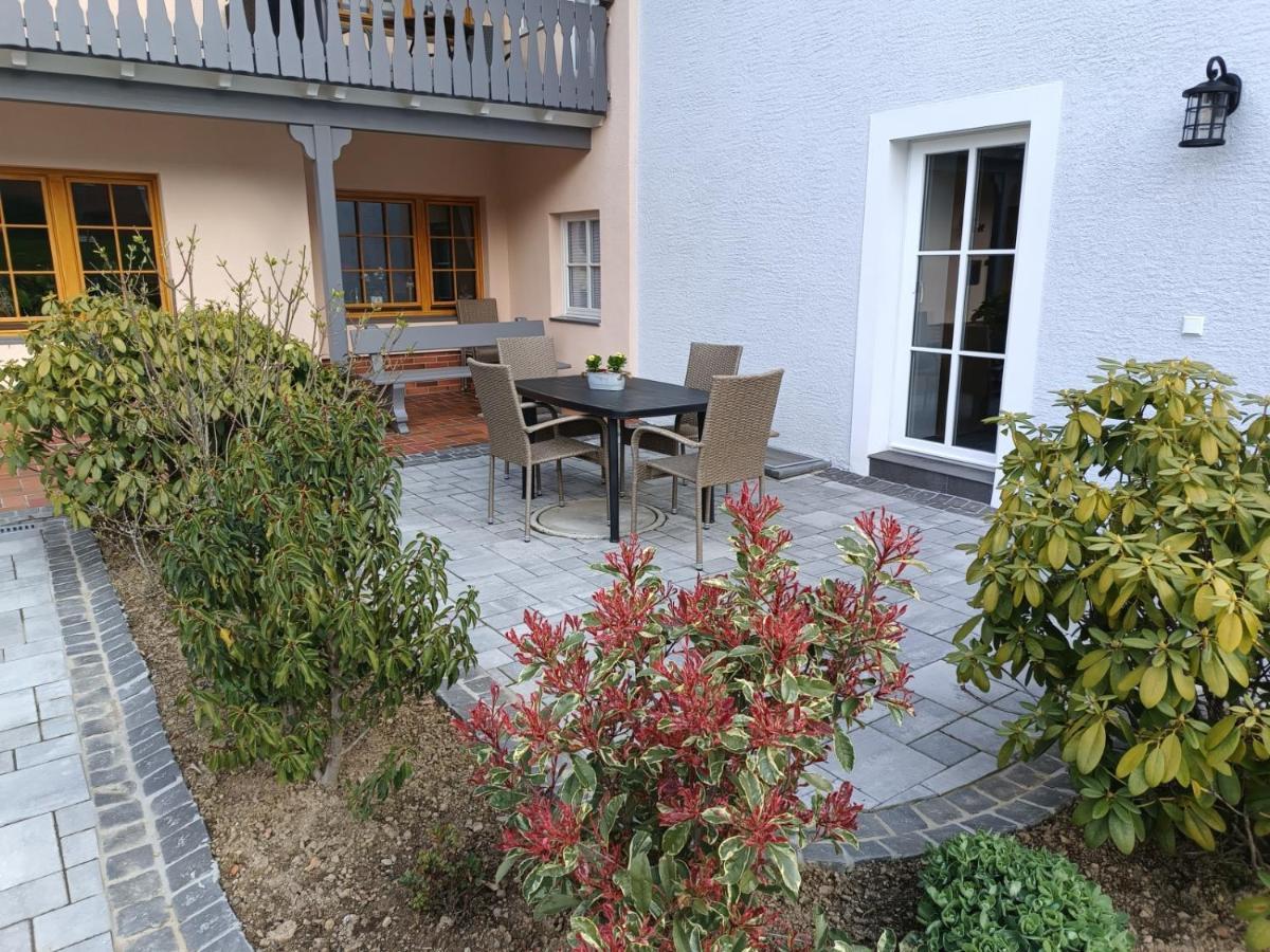 Eifel-Ferienhaus Marga พรุม ภายนอก รูปภาพ
